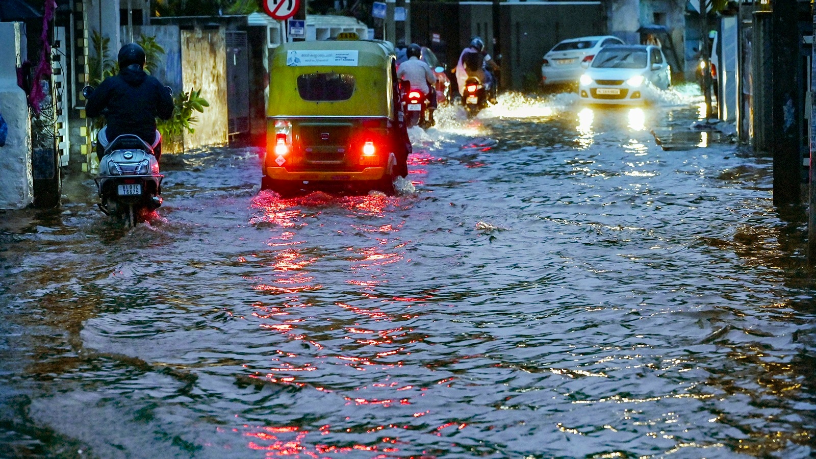 As north India grapples with heatwave, rain alert across southern states