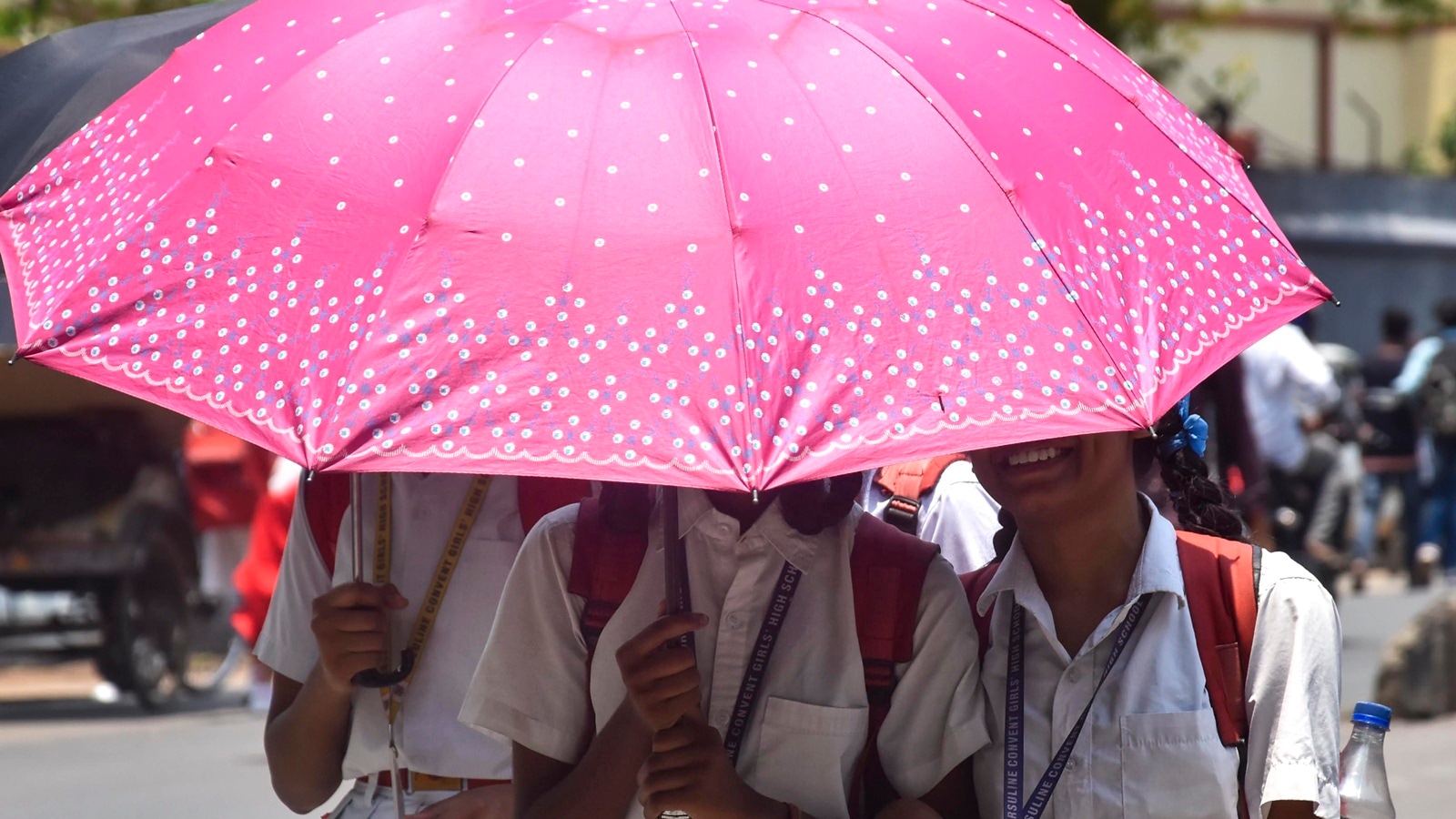 Heavy rain and thunderstorms in south India, heatwaves across north and central regions