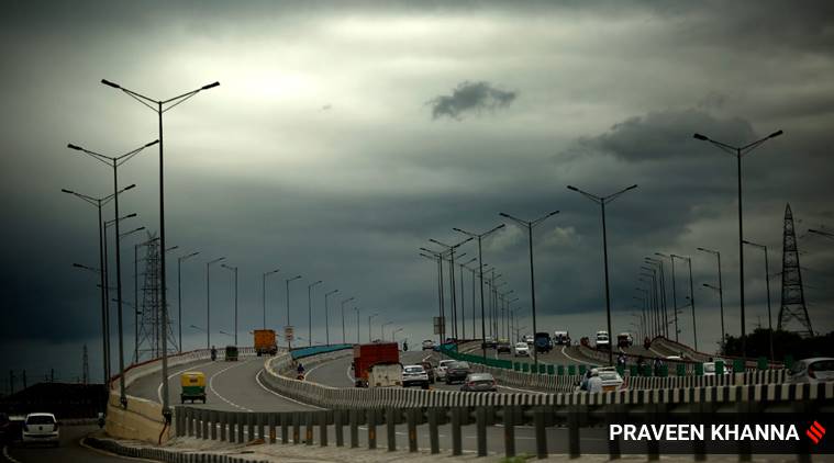 IMD predicts heavy rain in several states