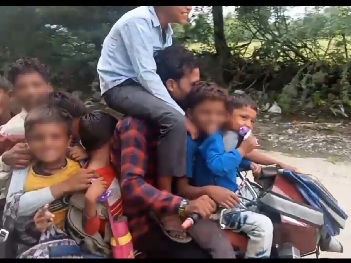 राजस्थान में बाइक को कार की तरह इस्तेमाल करने वाला युवक गिरफ्तार, खतरे में डाली थी इतने बच्चों की जान