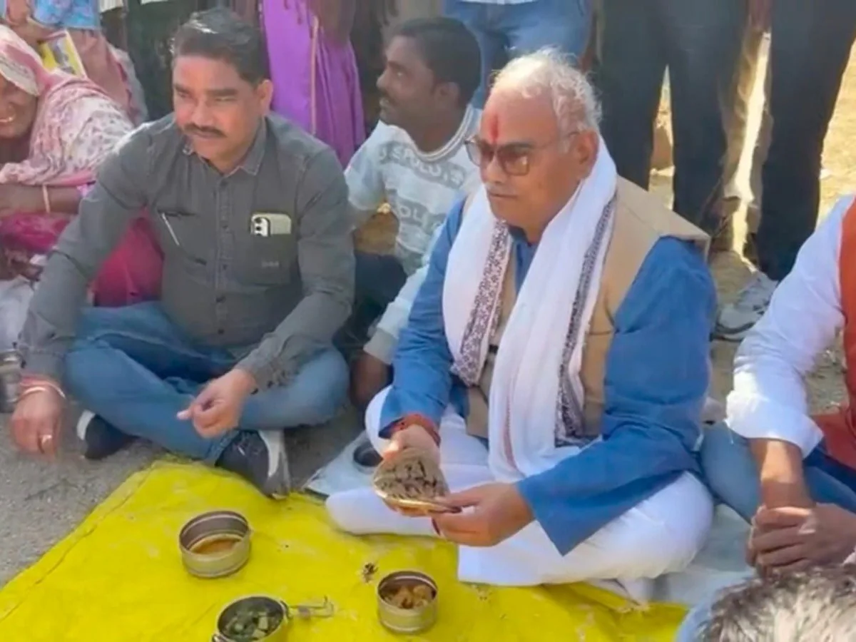 शिक्षा मंत्री मदन दिलावर ने मजदूर के टिफिन से खाईं रोटियां, बोले- मेरी घरवाली को... VIDEO