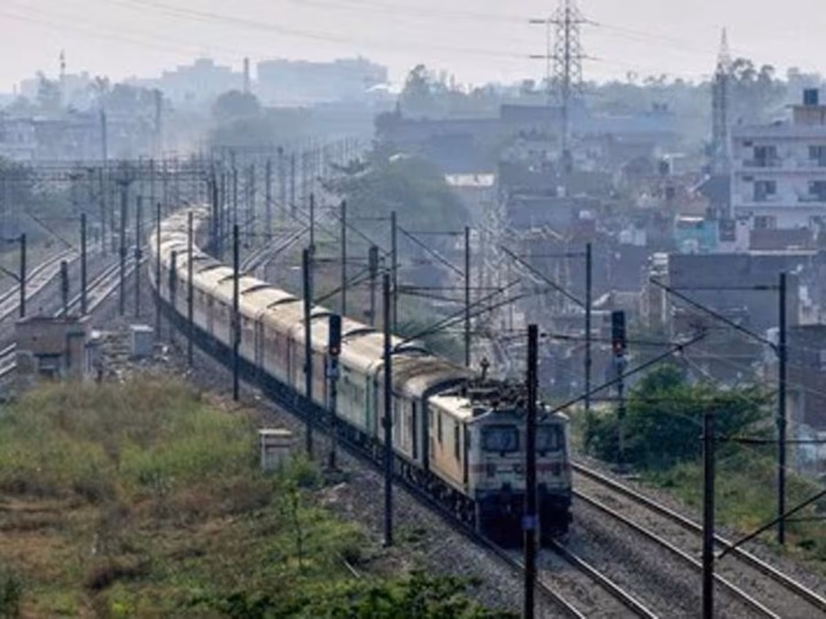 MP से राजस्थान आने-जाने वालों के लिए गुड न्यूज, गुजरेंगी 5 स्पेशल ट्रेनें; कब चलेंगी, कहां रुकेंगी?