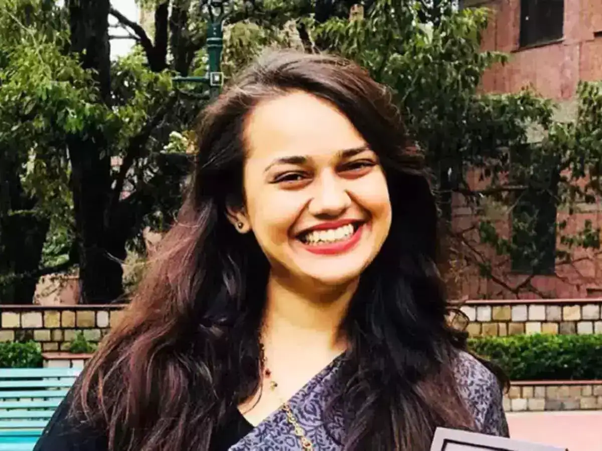 राजस्थान: जोधपुर यूनिवर्सिटी फीस बढ़ोतरी को लेकर छात्रों का विरोध,कलेक्टर टीना डाबी ने प्रशासनिक भूमिका से किया इनकार