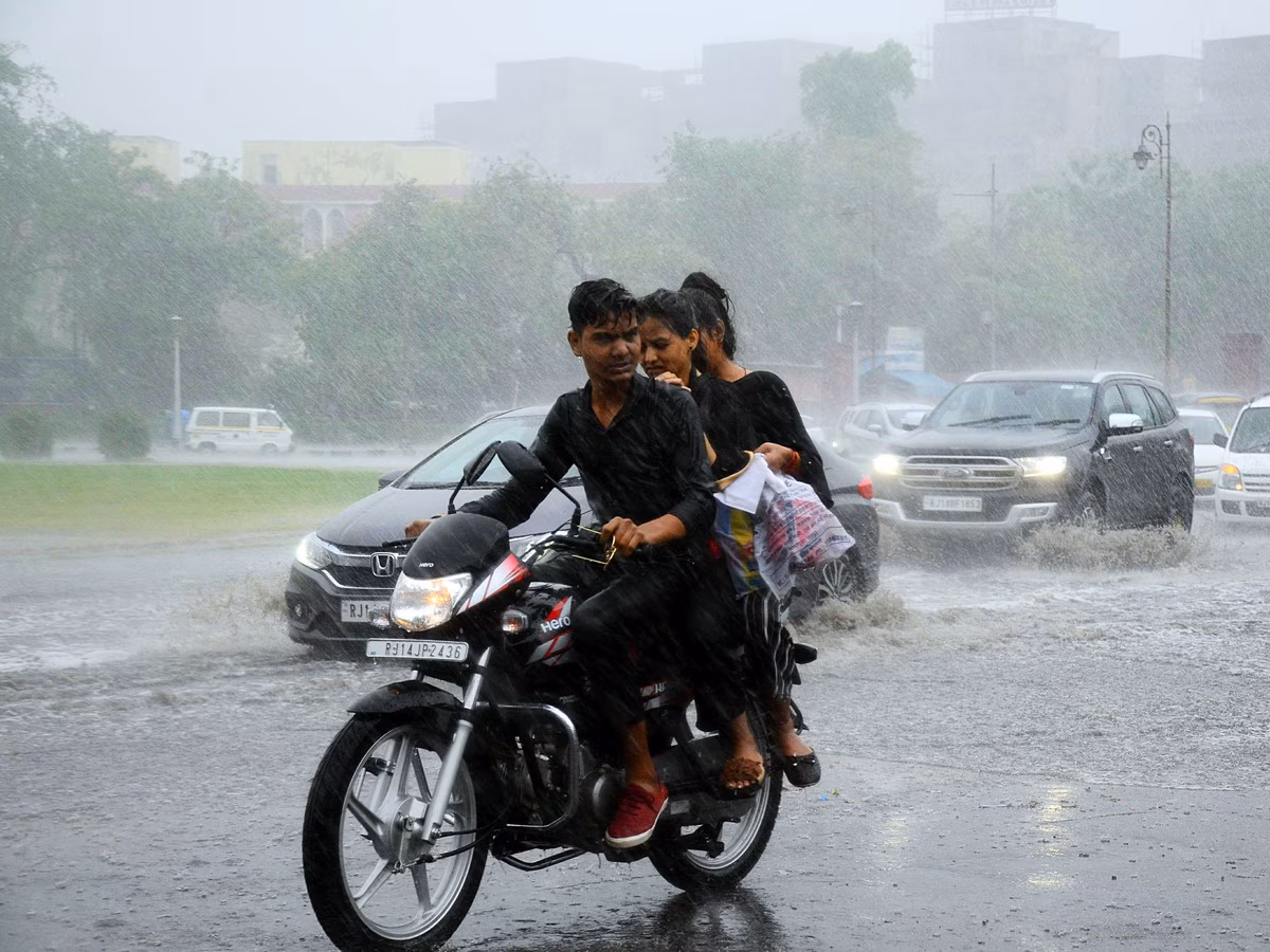 राजस्थान में आंधी-पानी की दस्तक, IMD का 30 जिलों में येलो अलर्ट जारी; 13 मई से लौटेगी गर्मी