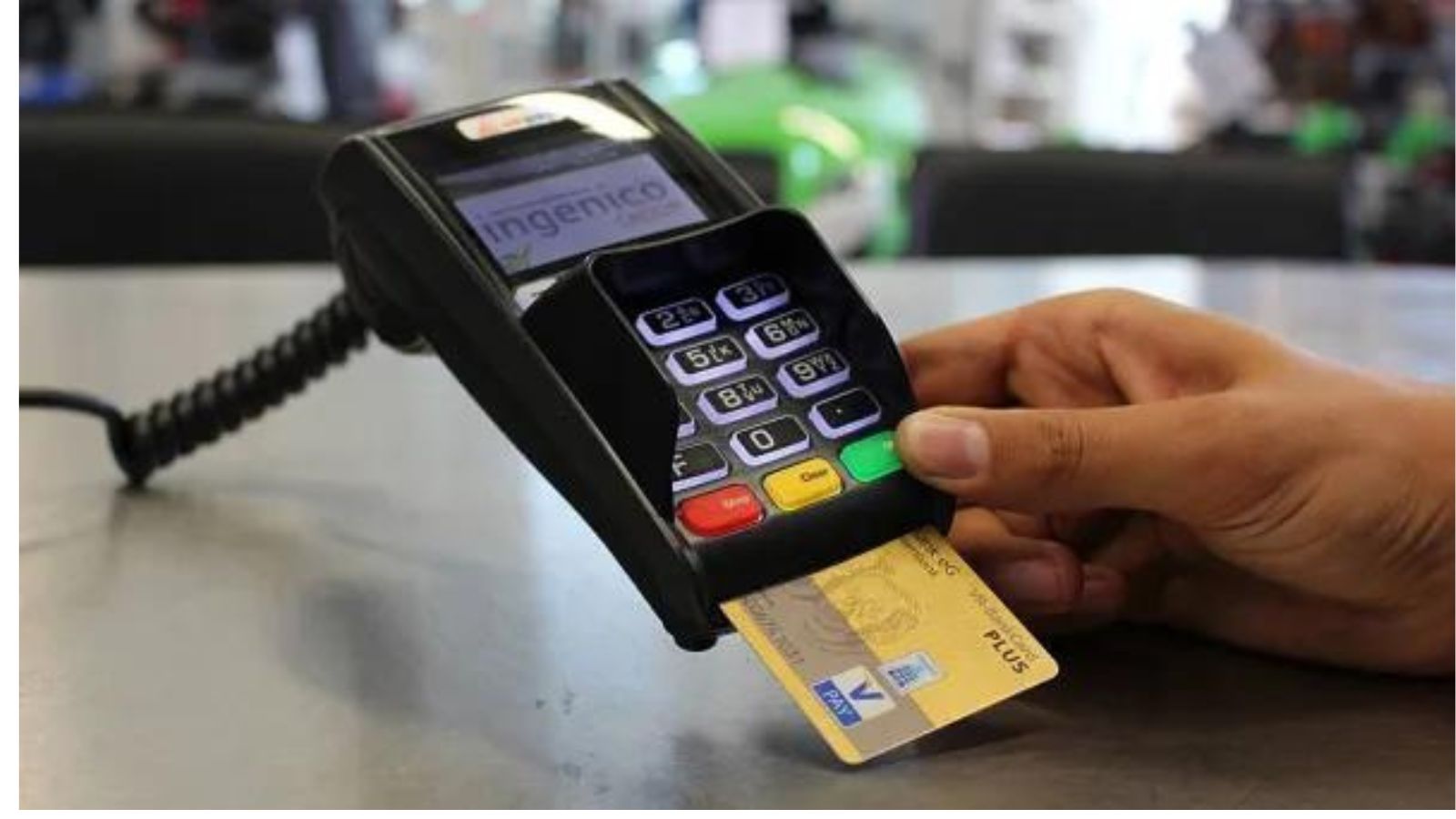 Dos and Don’ts of using your credit card during emergencies