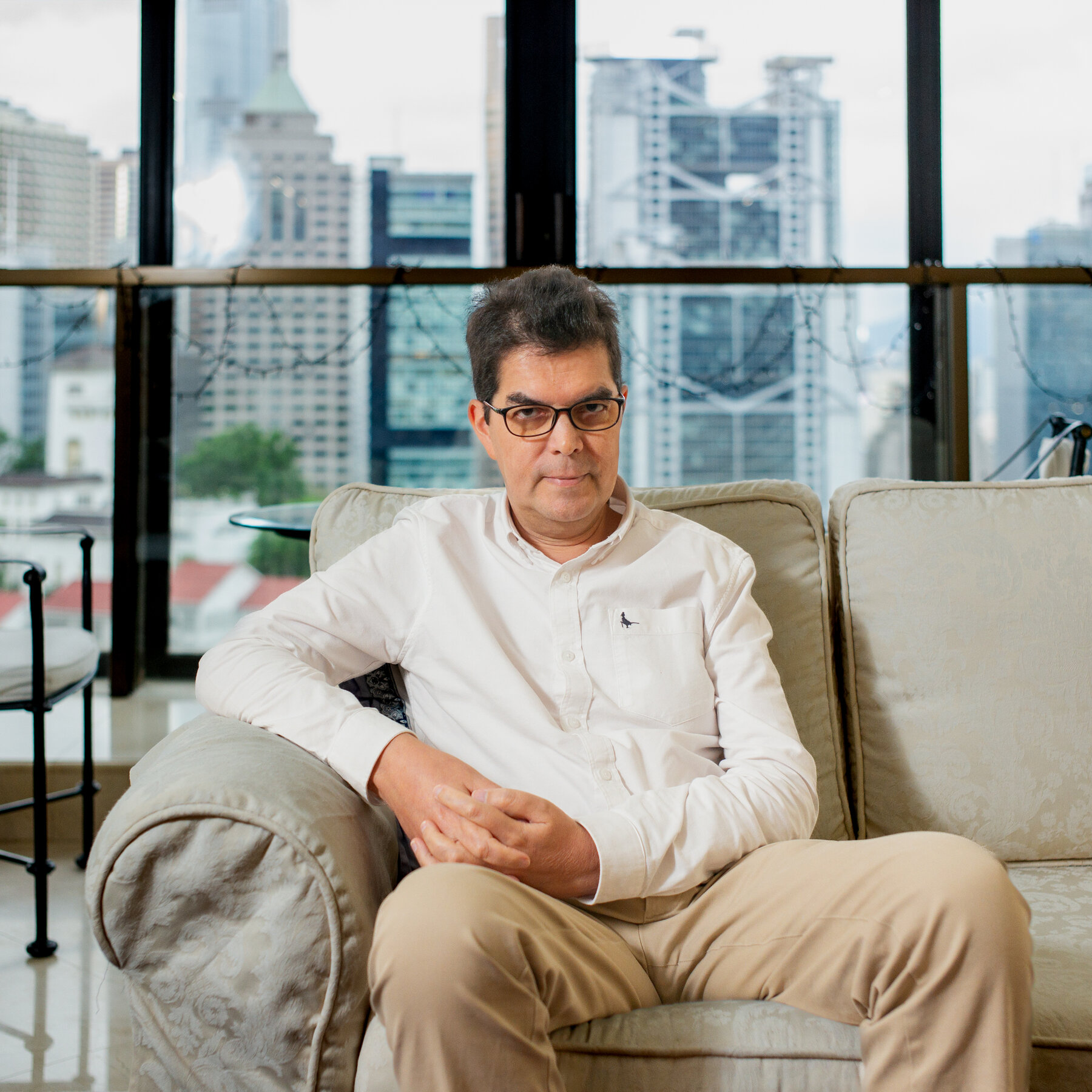 David Webb, Investor Who Took on Hong Kong Tycoons, Dies at 60