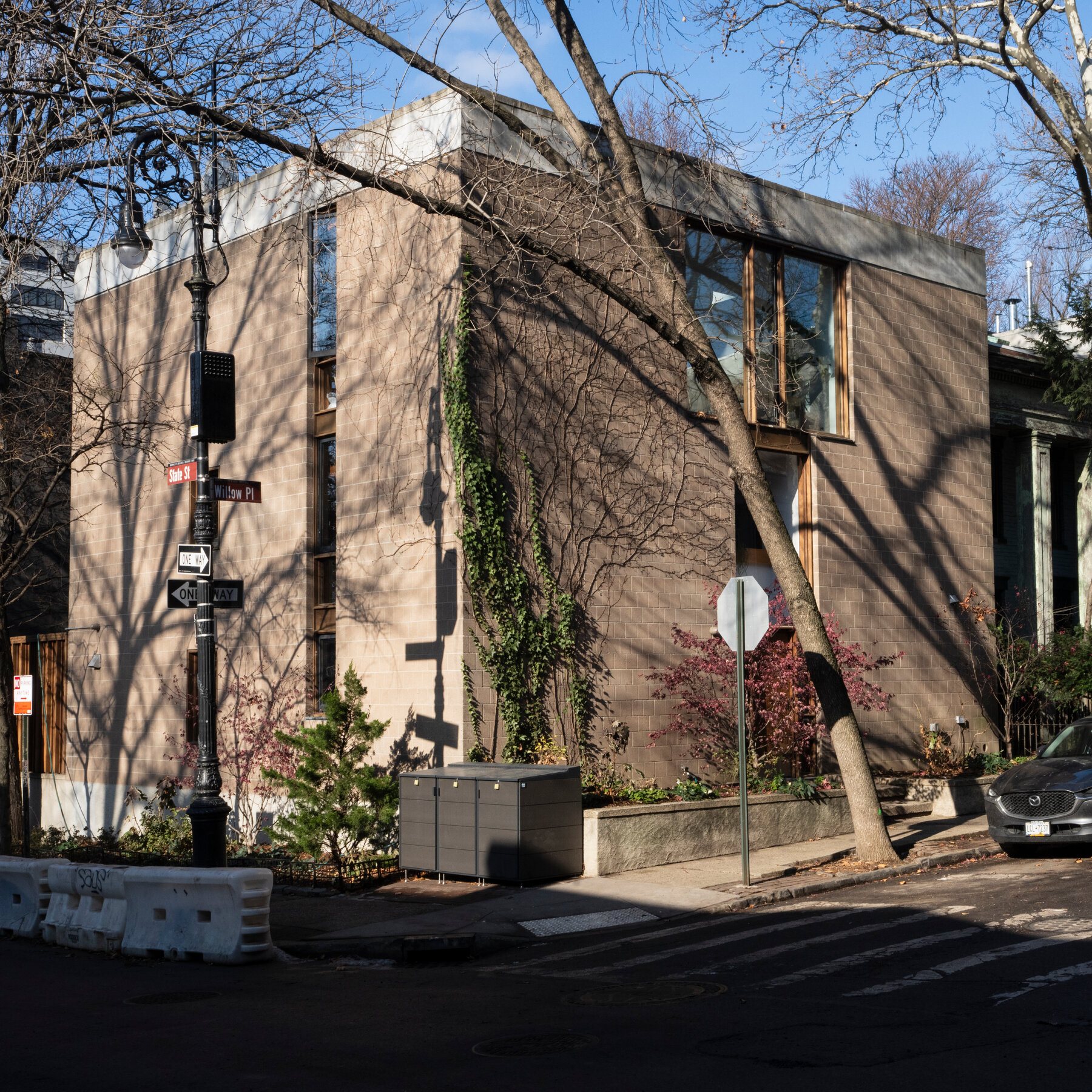 The Priest, the Financier and the $10 Million Townhouse