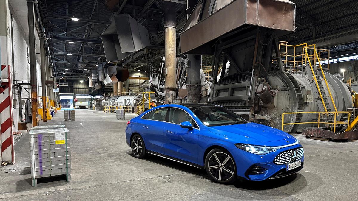 Mercedes to offer autonomous driving tech for U.S. city streets