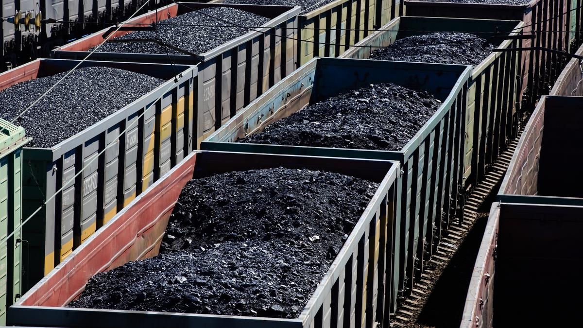 PM Office directs Coal India to list all subsidiaries by 2030