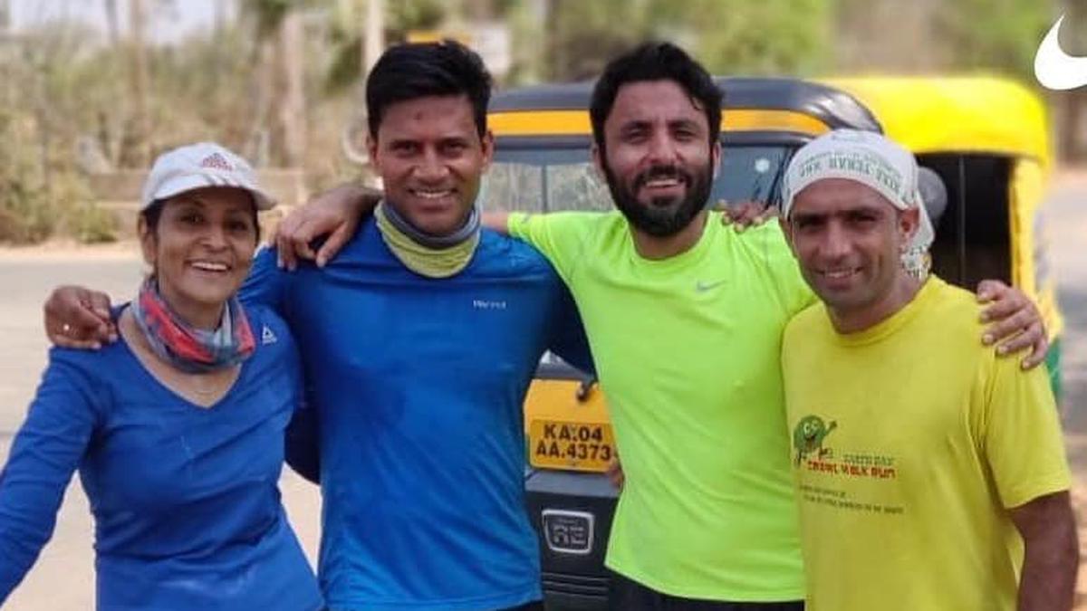 A film that explores running as a collective activity