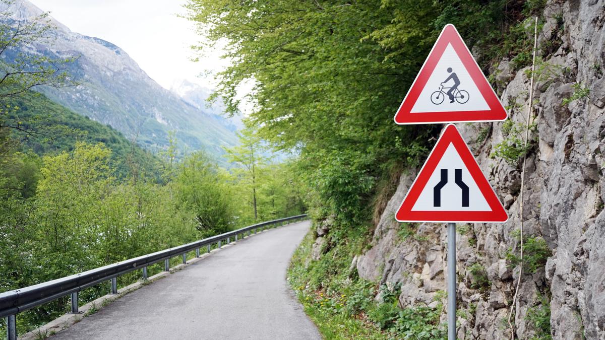 Come, follow me: The road signs story