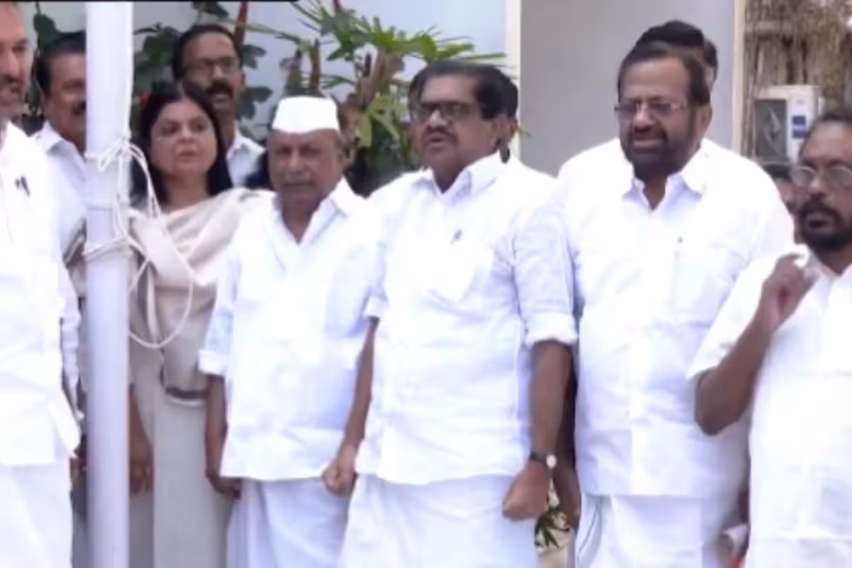 National Anthem Gaffe At Congress Event In Kerala, Incorrect Lyrics Sung As Leaders Look On