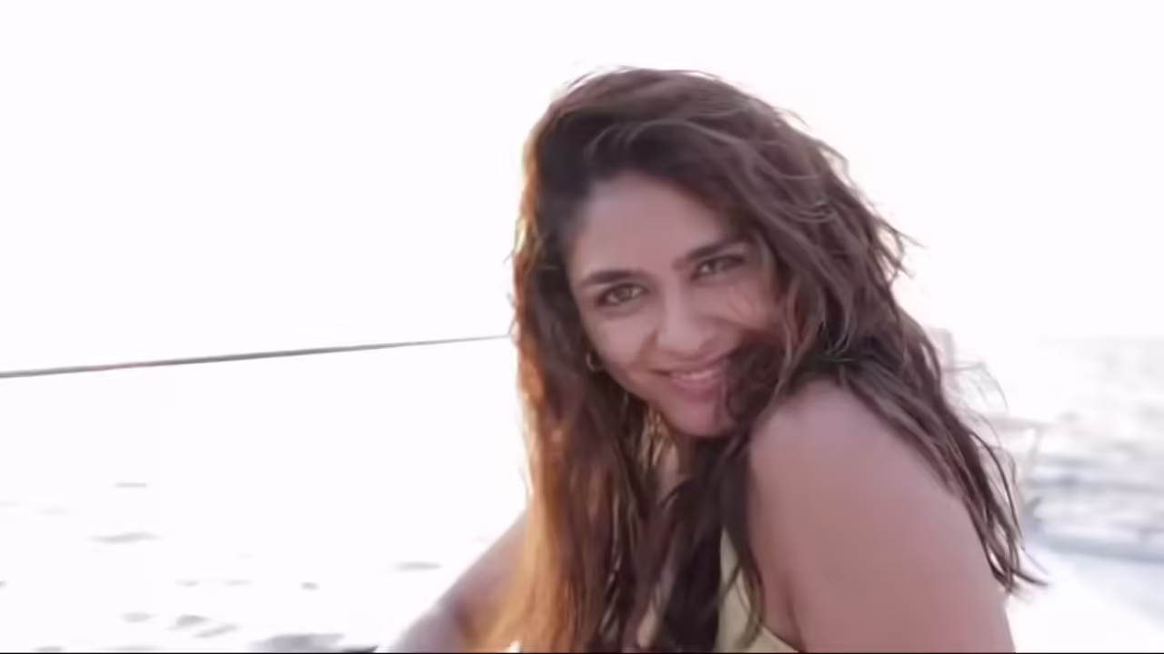 Mrunal breaks silence amid marriage speculation with Dhanush