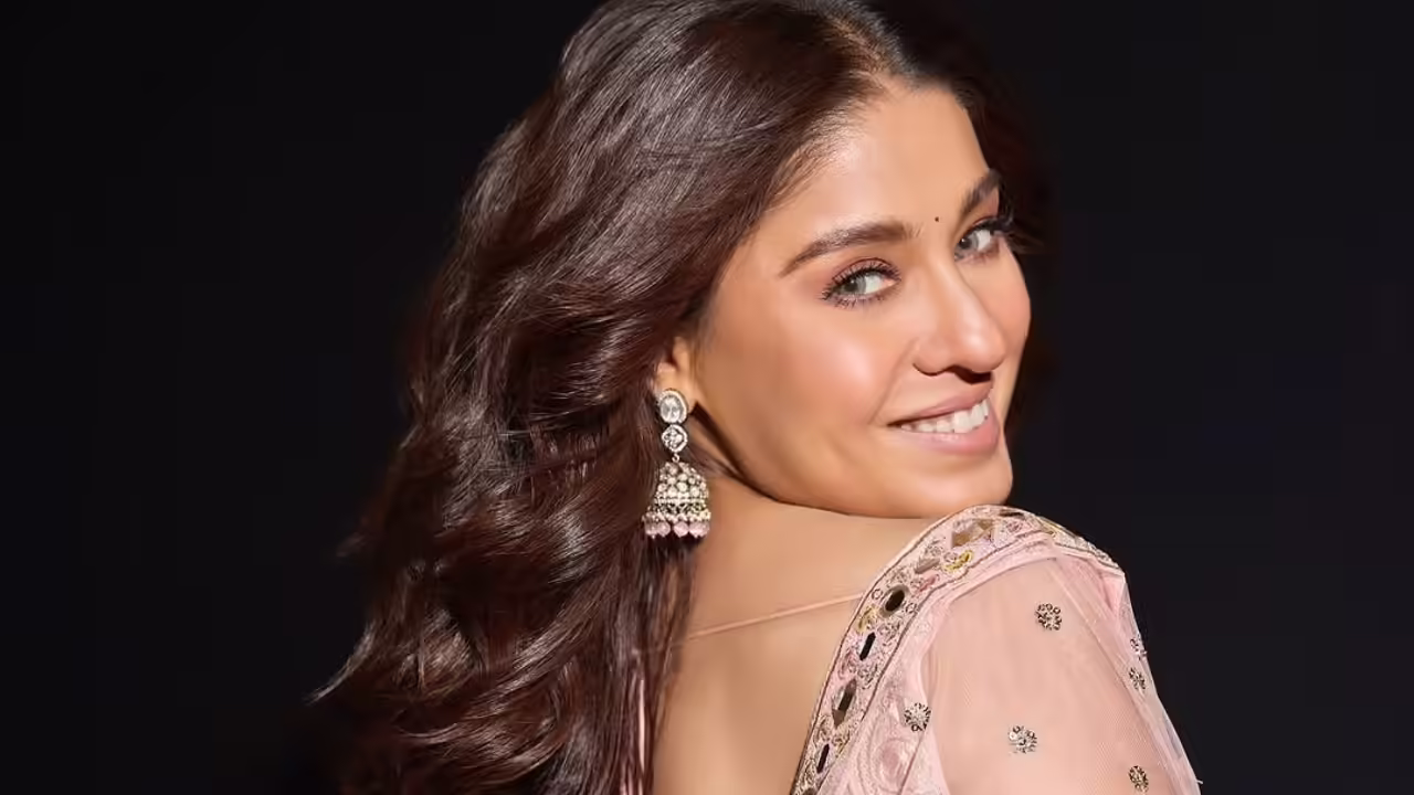 Sunidhi Chauhan rocked the stage in Bengaluru: Fan reactions