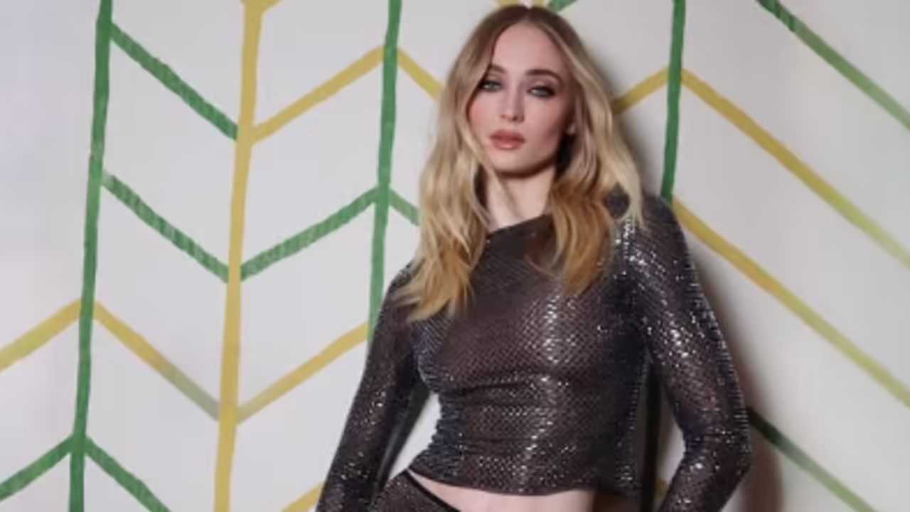 Sophie Turner discovers back issues while training as Lara Croft
