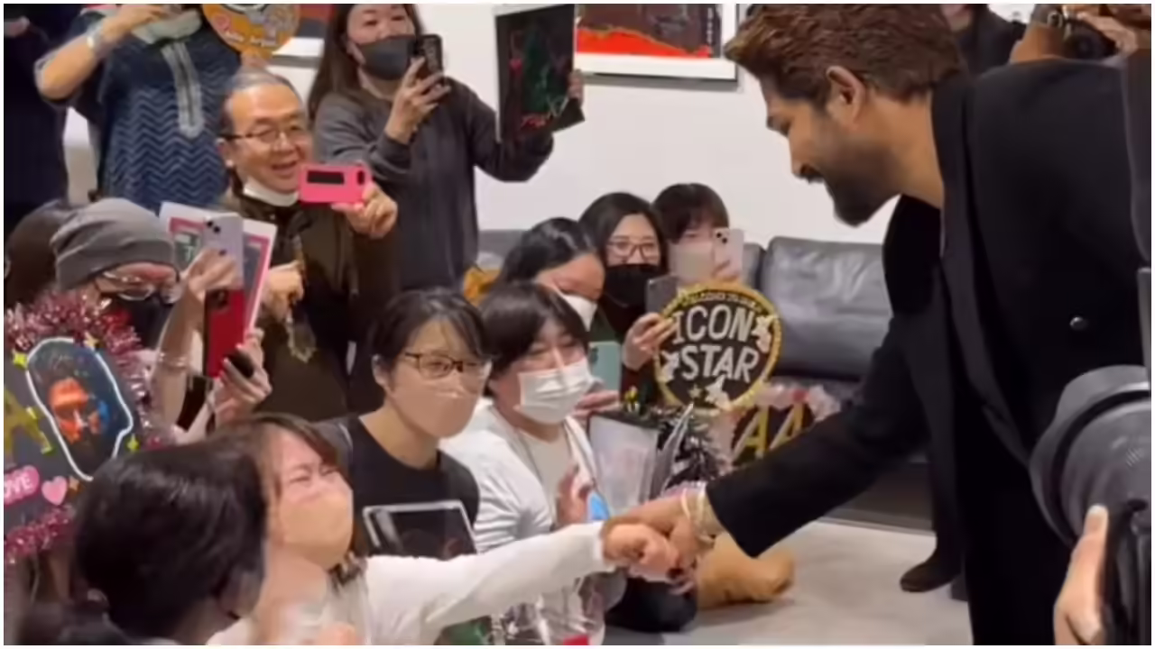 Allu Arjun's Japanese fan breaks down as he recognizes her