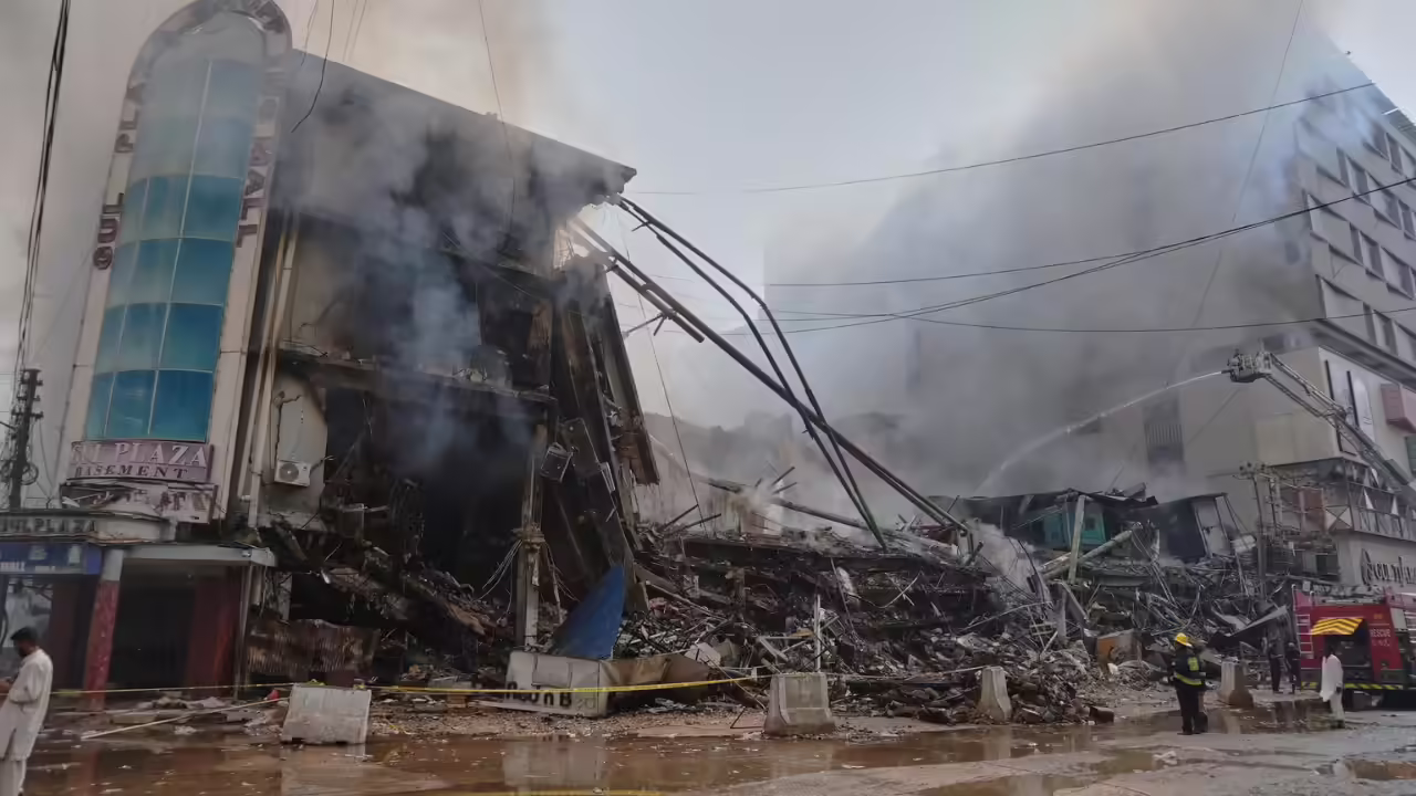 Massive blaze at Karachi mall: Death toll rises to 14; rescue operations continue