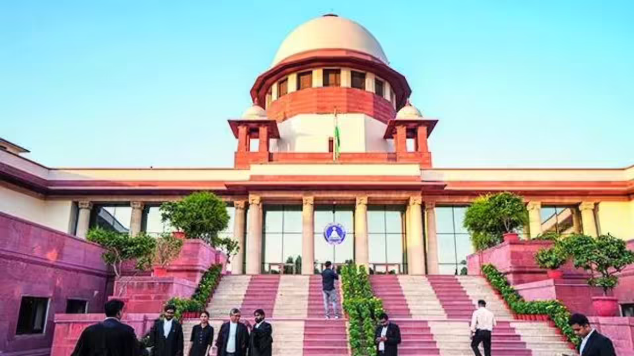 SC seeks govt stand on AC rail fare cut for acid attack survivors
