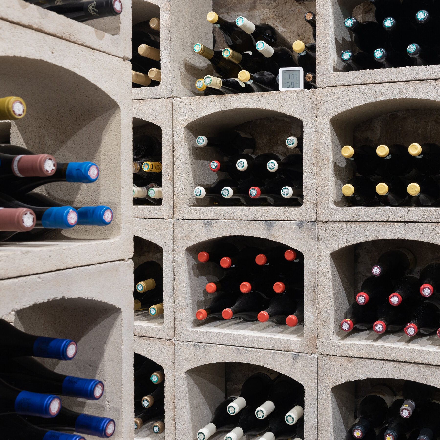 Trump Threatens 200% Tariffs on Wine if France Declines to Join Gaza Board of Peace