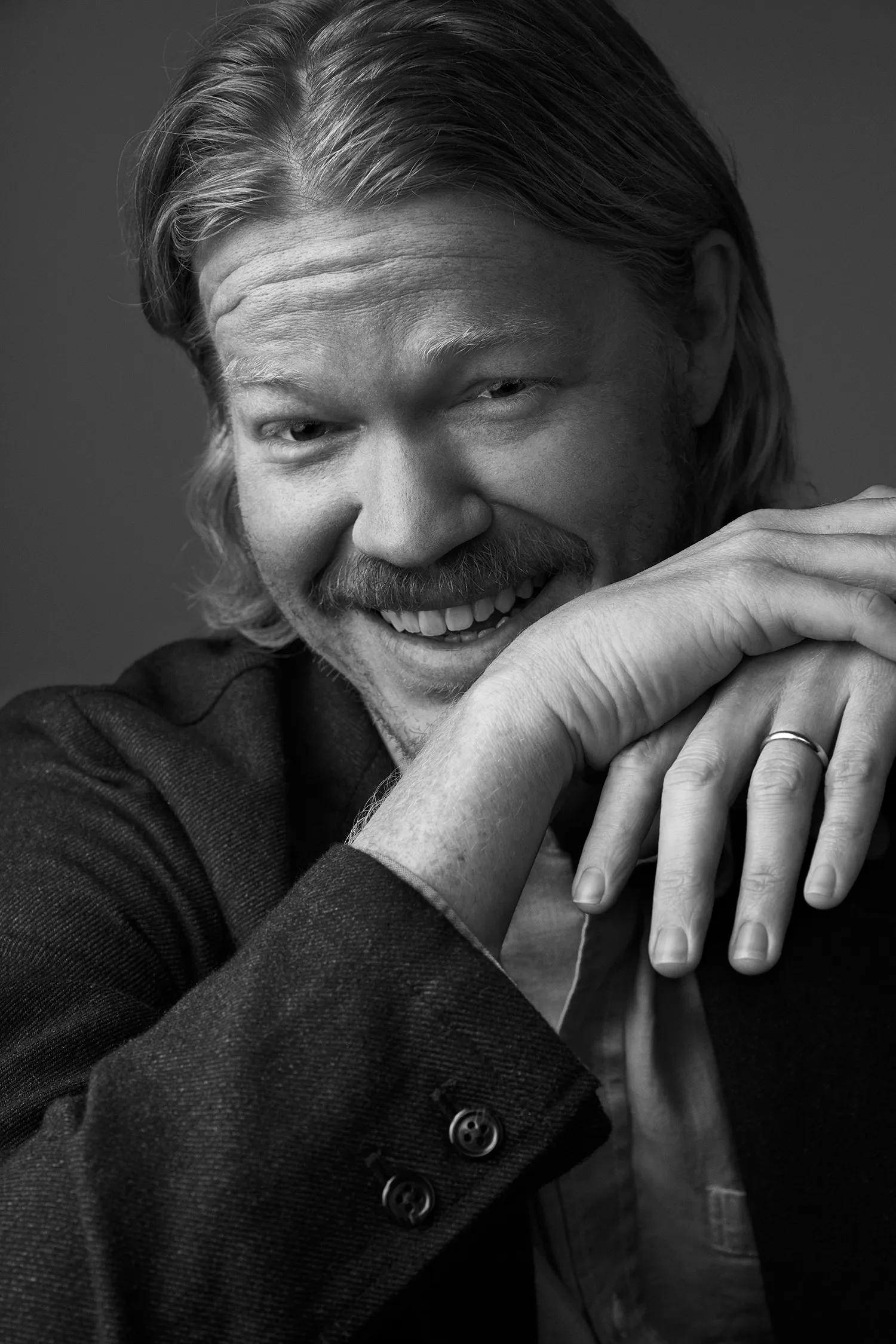 Jesse Plemons on ‘Bugonia,’ Conspiracy Theories and Why Tom Cruise’s ‘Digger’ Feels Like a ‘Modern-Day Dr. Strangelove’