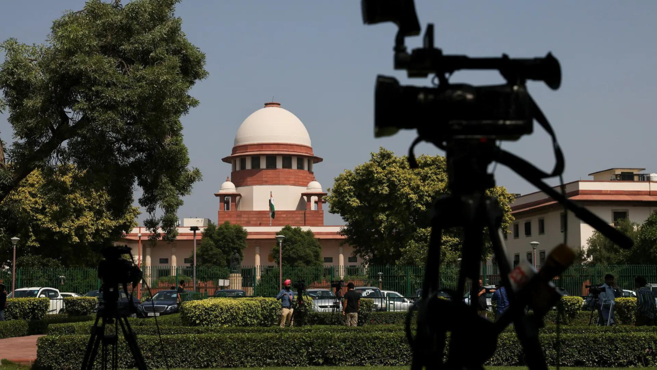 EC in SC: Art 324 needs to be read as including power of SIR