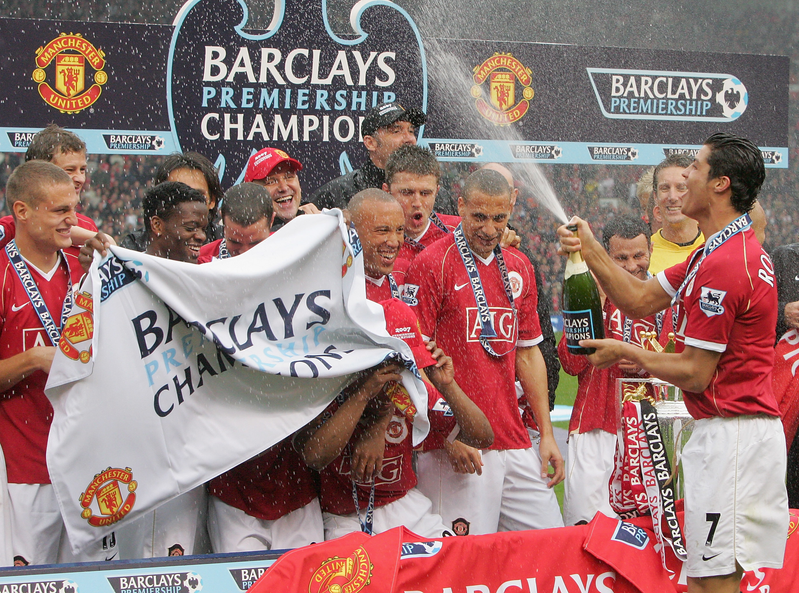 Lionsgate Developing TV Series About Manchester United Soccer Club — Report