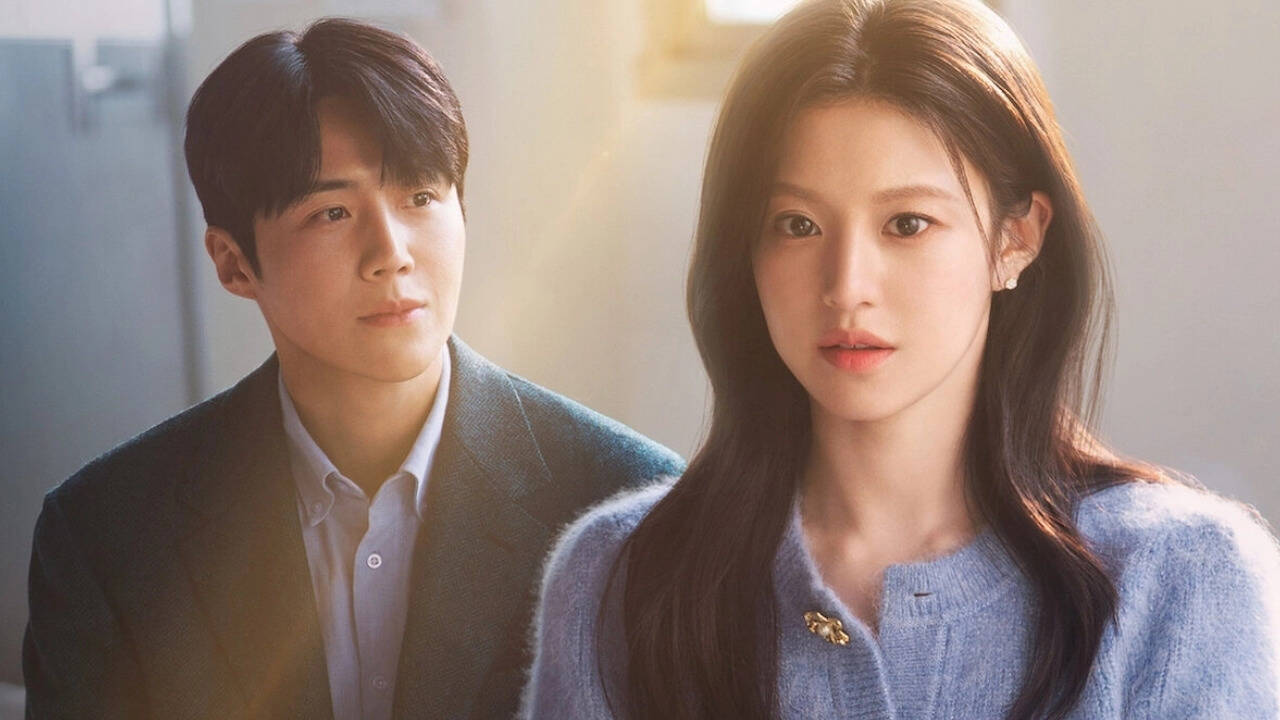 'Can This Love Be Translated' COPIED 'Fan'? - WATCH