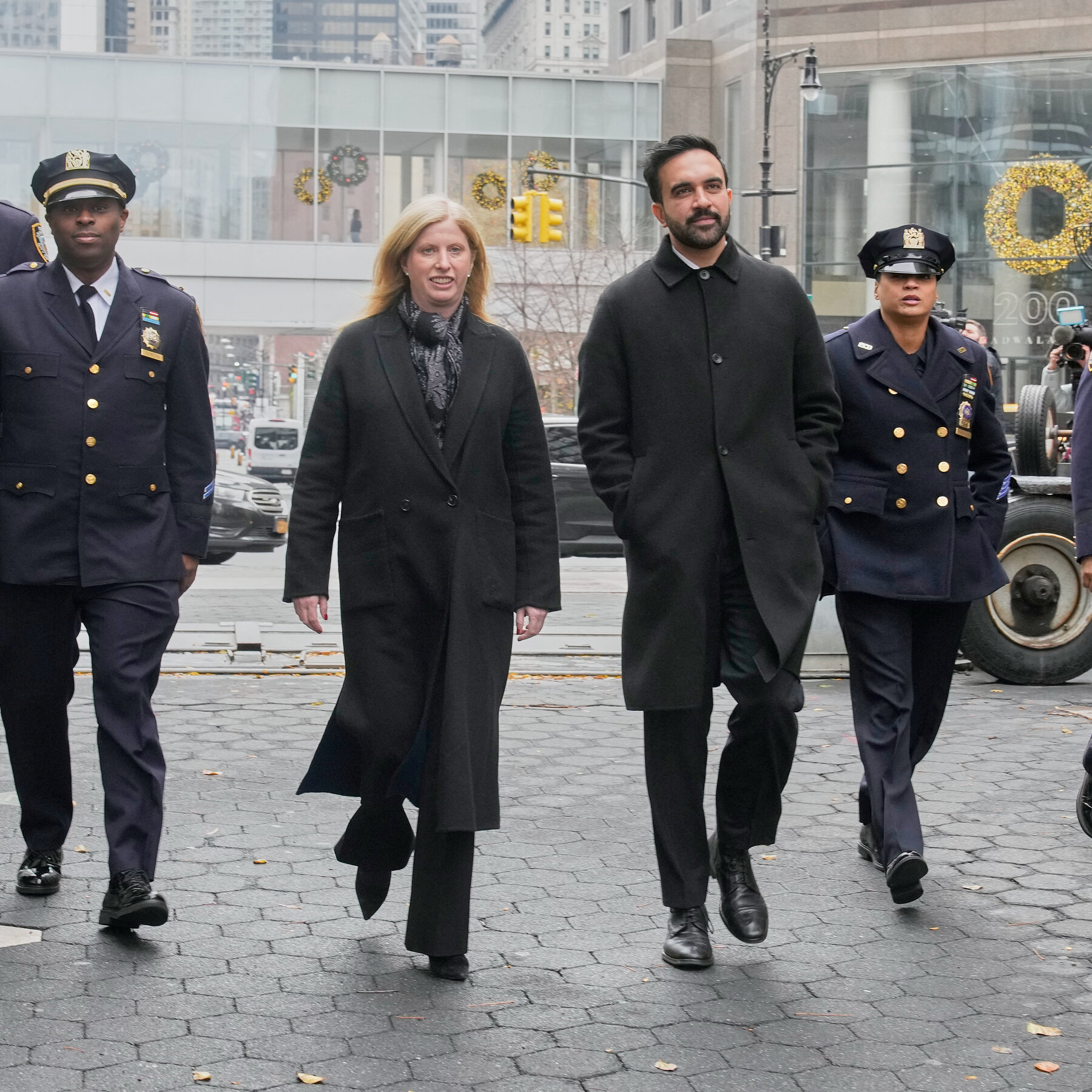 She’s a Billionaire. He’s a Socialist. Can They Get Along?