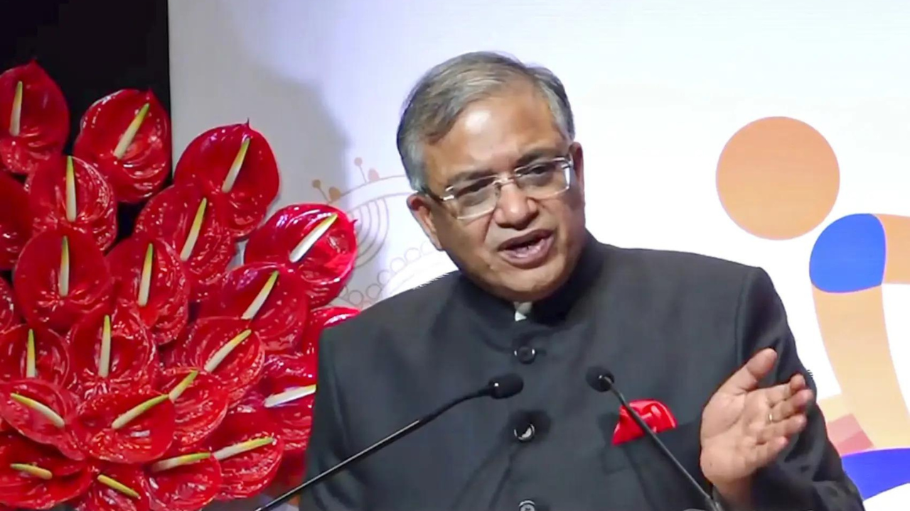 CEC cites success of SIR in Bihar at global meet