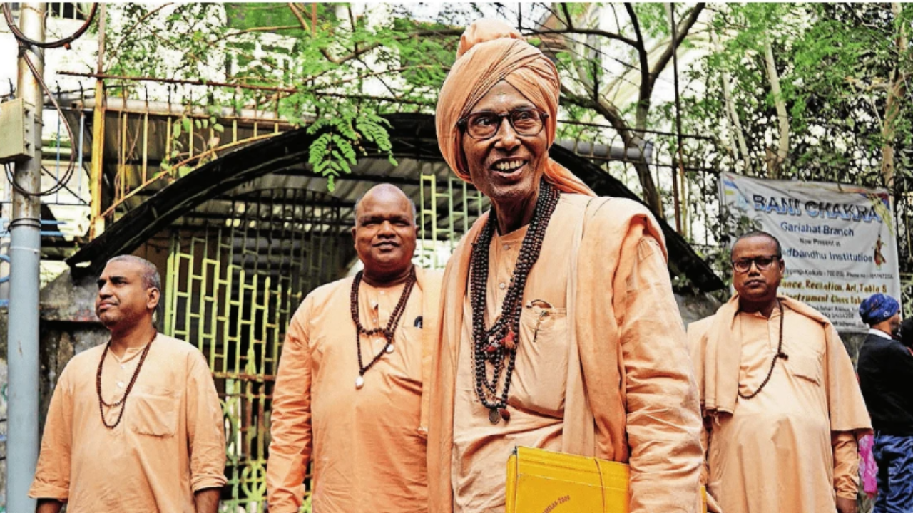 Guru as ‘parent’, elephants on the road: Voter-roll fixes in Bengal get inventive