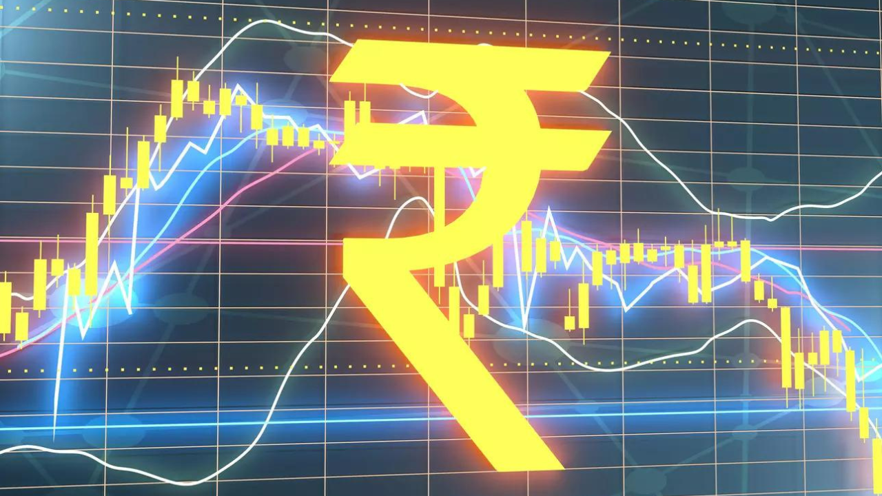 Rupee recovers 15 paise from record low; trades at 91.50/$ in early trade
