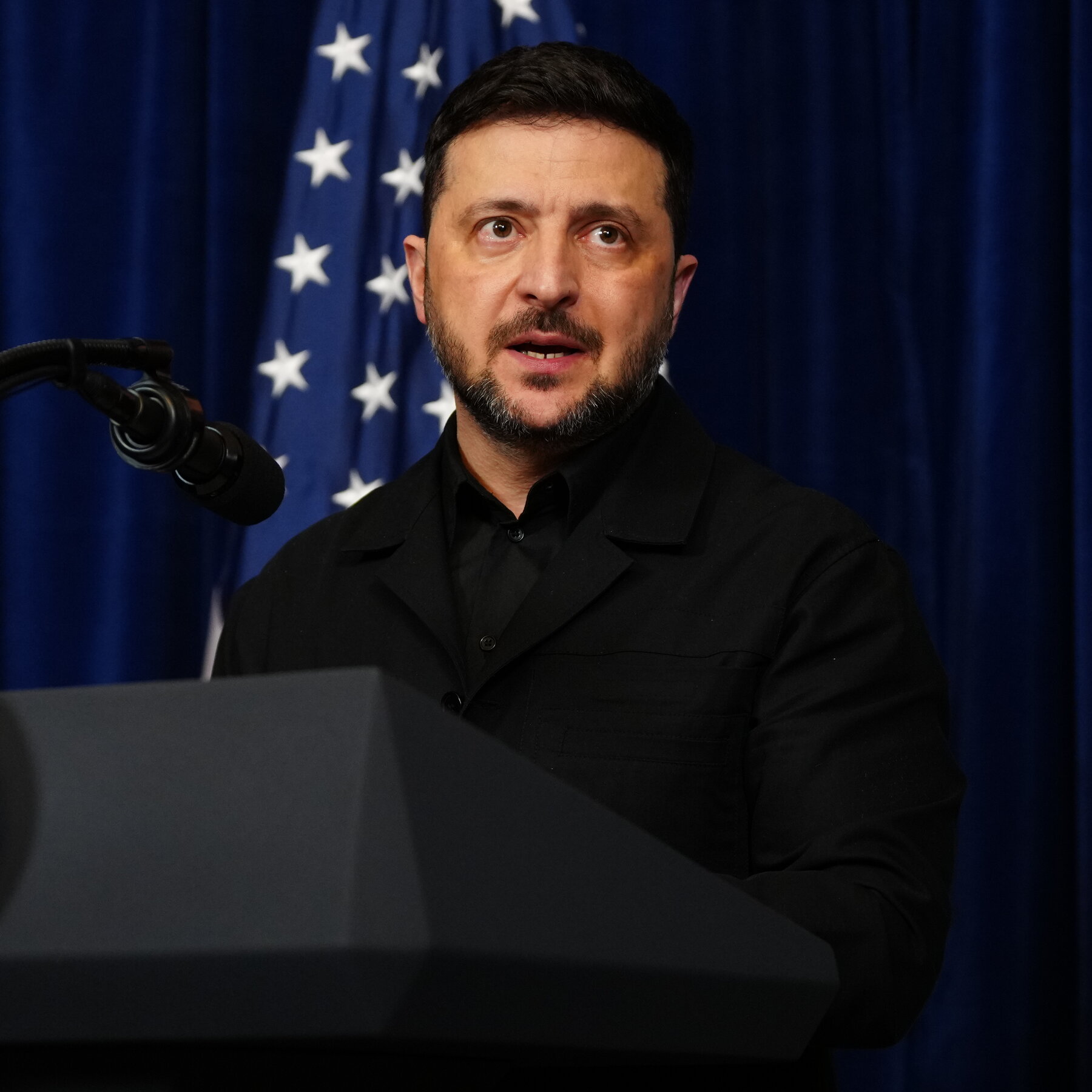 Zelensky Meets With Trump at Davos Forum to Discuss Ukraine Peace Deal