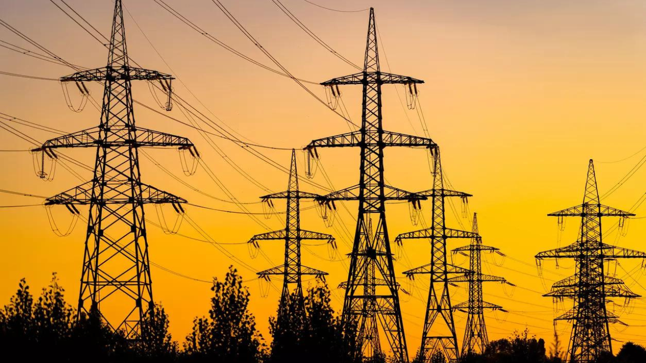India’s hi-voltage transmission network crosses 5 lakh ckm mark