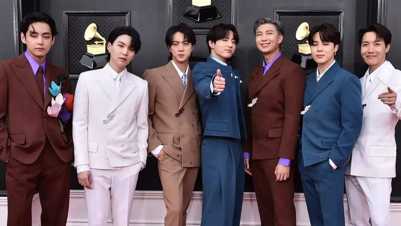 BTS World Tour Arirang tickets SOLD OUT in hours