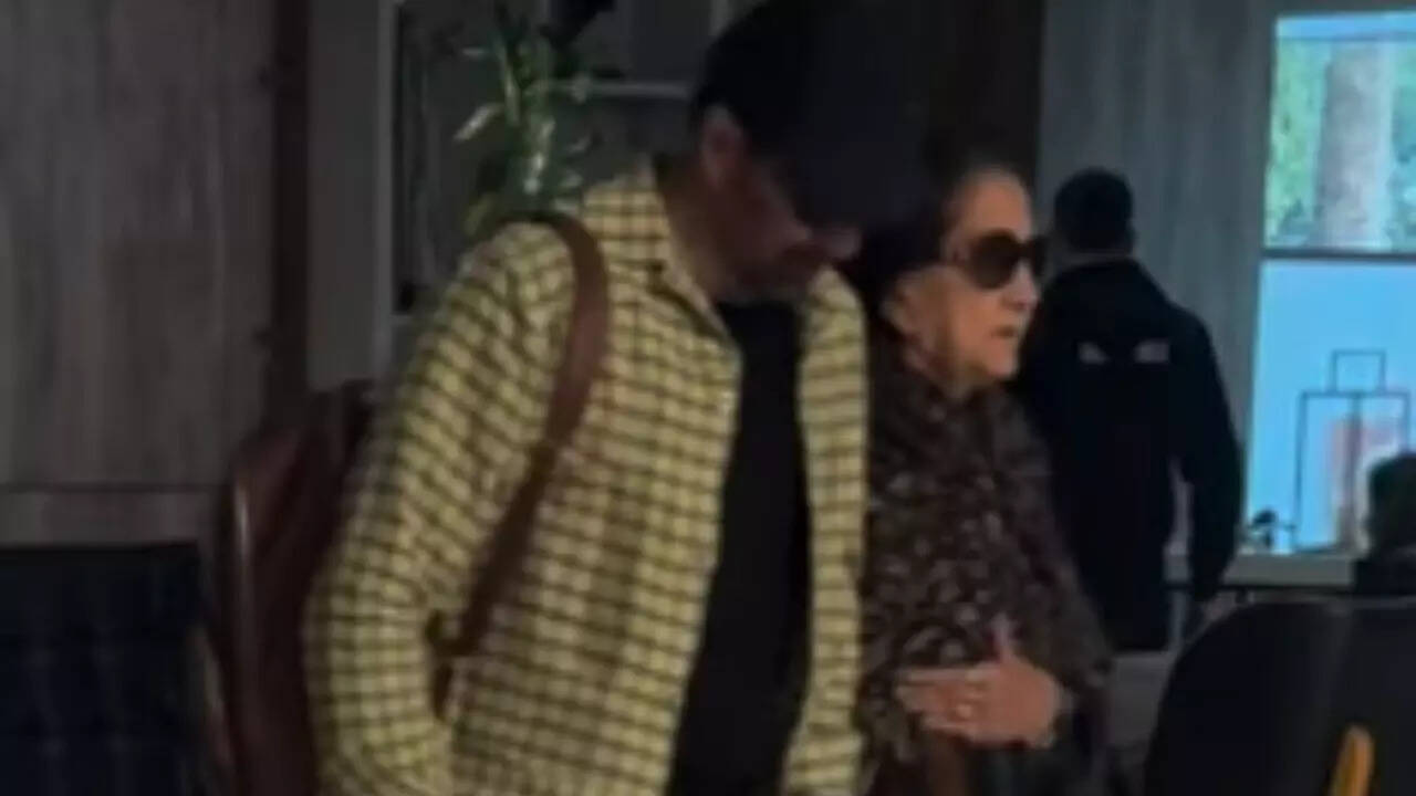 Dharmendra's first wife Prakash Kaur spotted for the first time after his demise