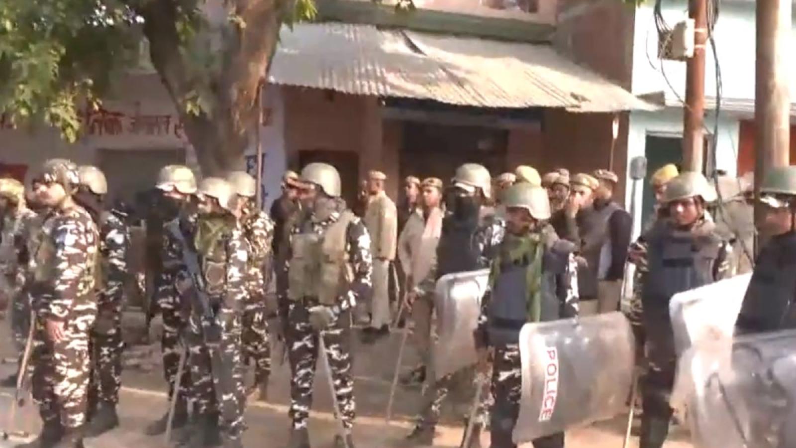 11 lives lost as powerful storms lash Uttar Pradesh, rescue efforts impeded by disruptions