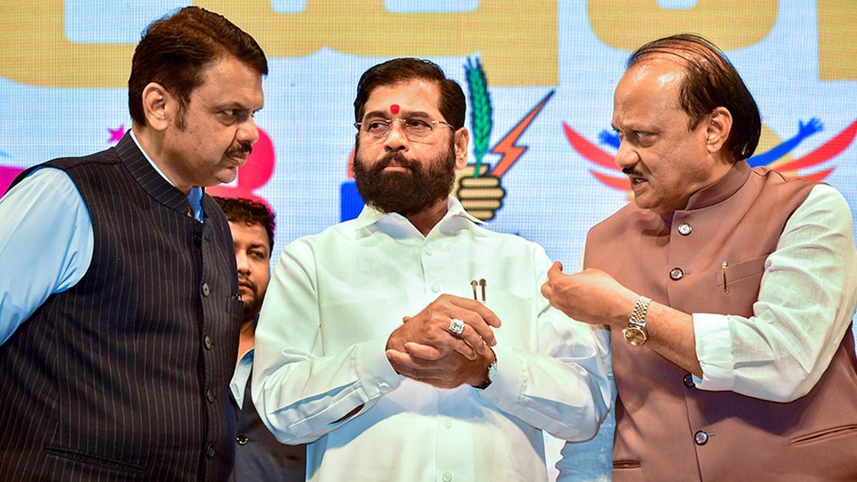 Sculptor Ram Sutar Dies: Maharashtra CM Fadnavis, Deputy CMs Pay Tributes